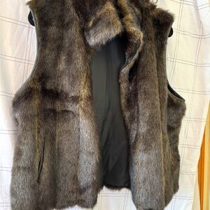 Source Unknown Elegant Brown Faux Fur Vest